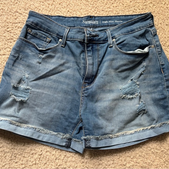 Levi Strauss Signature Distressed Blue Jean Shorts - Picture 1 of 3